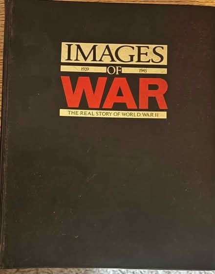 Photo of free Four folders containing magazines (Otham ME15) #1