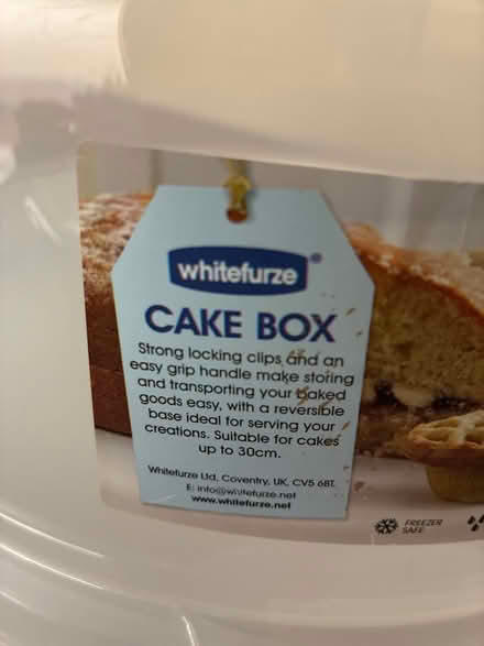 Photo of free Cake box (CV6) #3