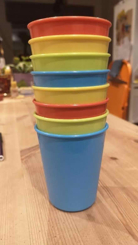 Photo of free 8 plastic cups (Henley-on-Thames RG9) #1