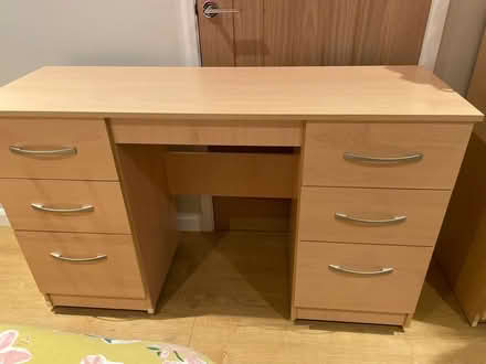 Photo of free Dressing Table (Cheshunt EN8) #1