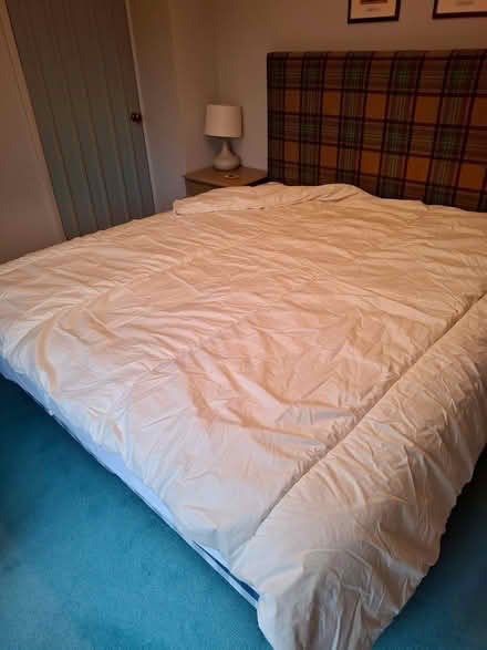 Photo of free Super King size woollen duvet (Freshford) #1
