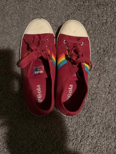 Photo of free Size 7 red golas (Severn) #1