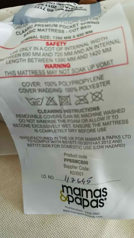 Photo of free Baby cot and baby girl clothes (BR5) #2