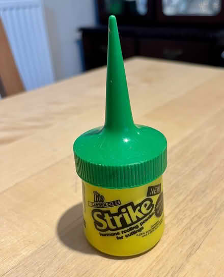 Photo of free Hormone rooting powder for plants (Hatfield AL10) #1