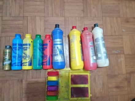Photo of free Kids paints and brush (Freezywater EN3) #1