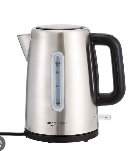 Photo of Kettle and microwave (Birmingham B17) #1