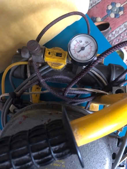 Photo of free Old style air compressor (N1 Highbury) #2