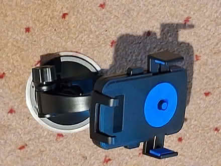 Photo of free Car phone holder (Woodley RG5) #1