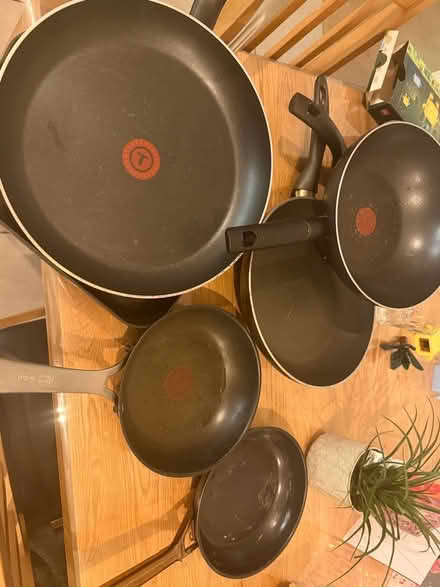 Photo of free Assorted pans and griddle (Moseley B13) #1