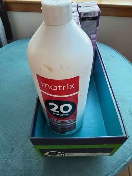 Photo of free Matrix SoColor fresh hair color (1004 Oak Grove, Burlingame) #2