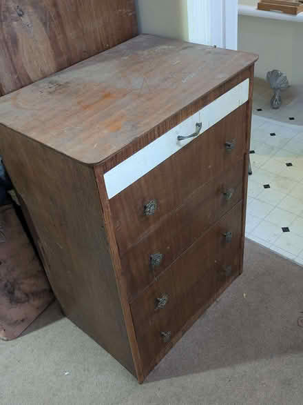 Photo of free chest of drawers (St Albans AL1) #1