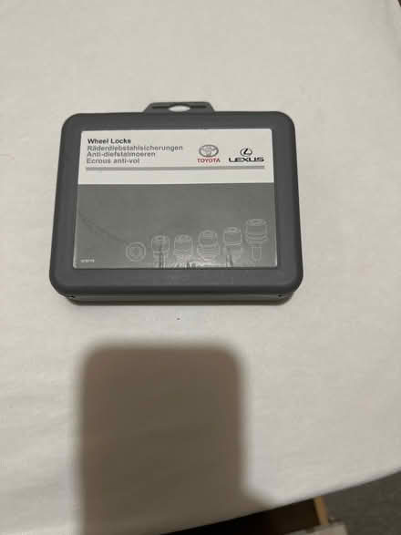 Photo of free wheel locks toyota lexus (Telford) #1
