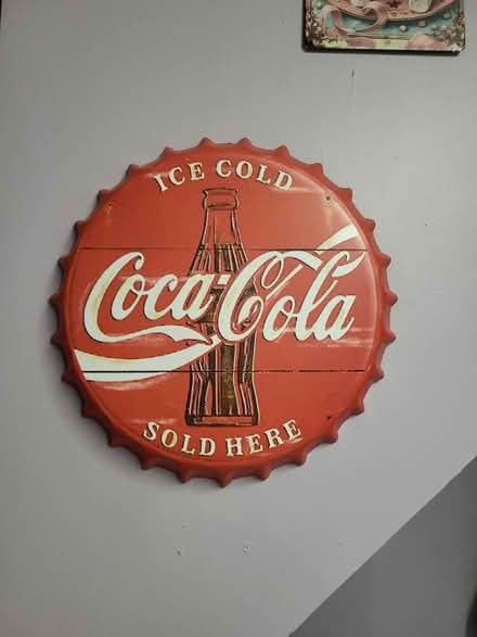 Photo of free Coca cola decor (Dursley) #1
