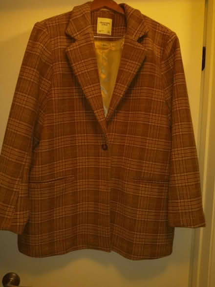 Photo of free Women's blazer XL or Size 18 (Marina Bay Richmond CA) #1