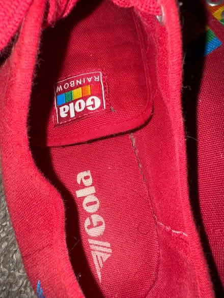 Photo of free Size 7 red golas (Severn) #2