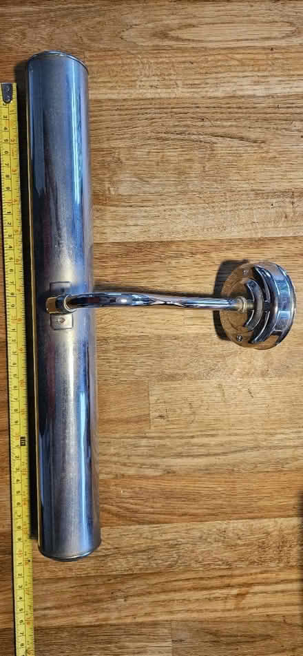 Photo of free Picture lamp, fluorescent (Honiton EX14) #1