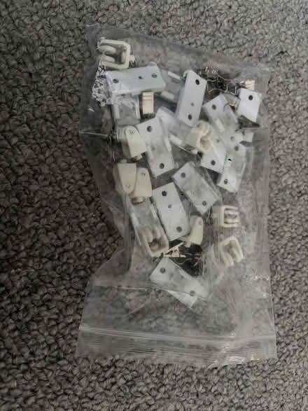 Photo of free Ceiling curtain track (TR1) #1