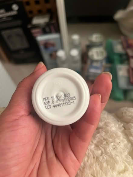 Photo of free Dog Vitamins (N19) #2