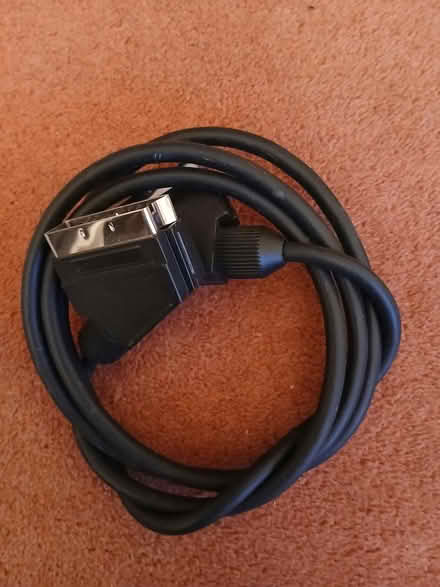 Photo of free Selection of Computer/Audio Leads (B90 shirley) #4