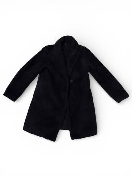Photo of free Uniqlo Woman’s Coat (Brooklyn Storage) #1