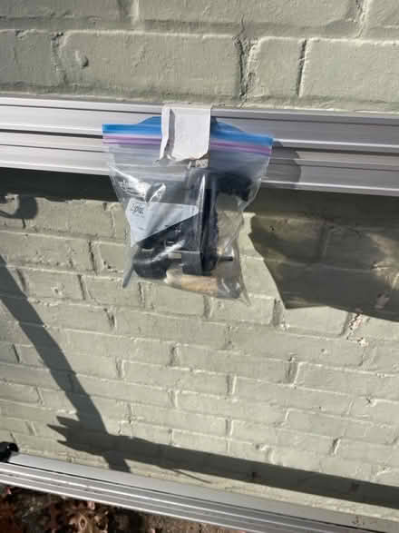 Photo of free car bike roof rack thule (Chevy Chase DC) #3