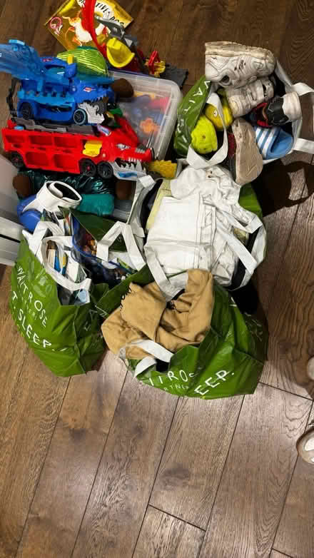 Photo of free 4/5 years old clothes and shoes (SW7 5LZ) #1