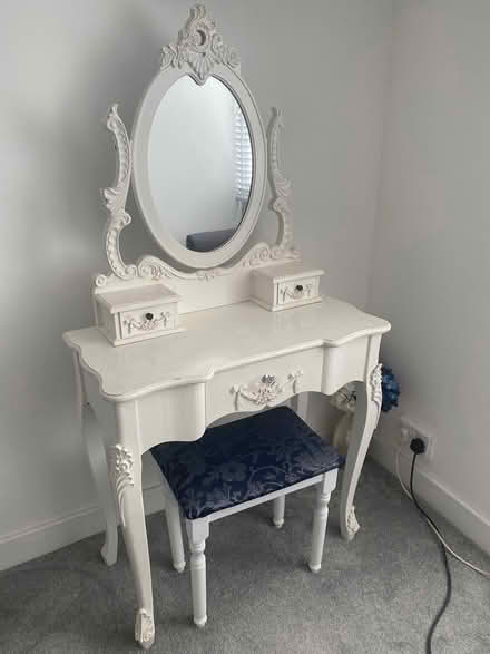 Photo of free French Chic Dressing Table + Stool (Bontnewydd LL55) #1