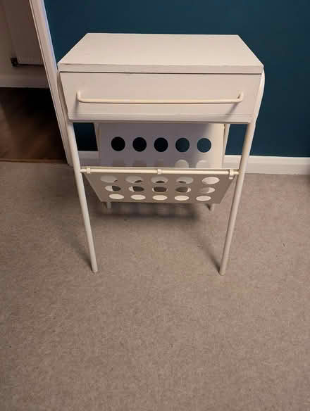 Photo of free White Side Table (Hoxton N1) #1