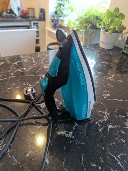 Photo of free Russell Hobbs 2400w Colour Control Pro Iron (Bingfield Park N1) #3