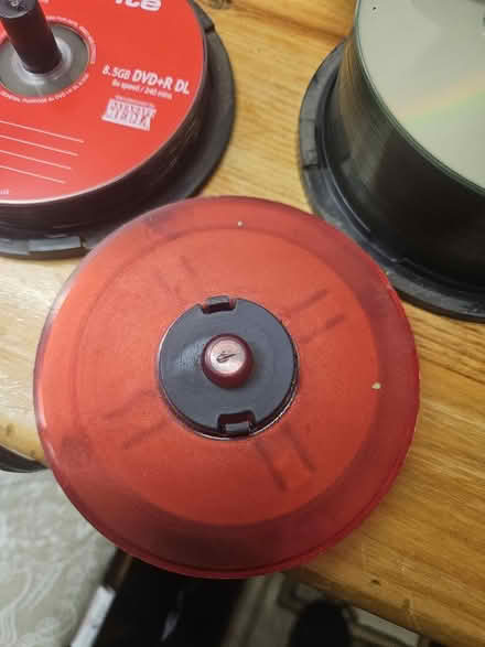 Photo of free Selection of writable dvds & cds (Tardebigge, B97) #4