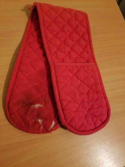 Photo of free Red oven gloves (Gloucester) #4