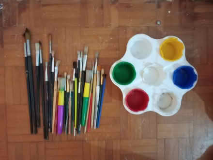 Photo of free Kids paints and brush (Freezywater EN3) #2