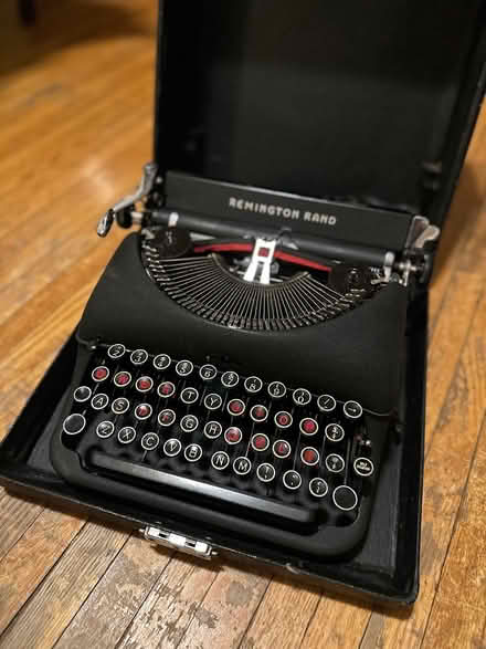 Photo of free Remington Rand portable typewriter (Mortimer & Coxwell) #1