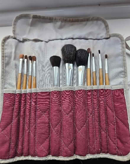 Photo of free Old make up brushes (Redditch B97) #1