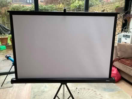 Photo of free Projector screen (Herne Hill SE24) #4