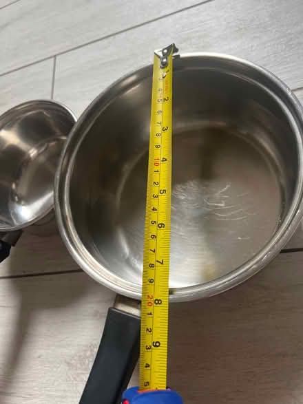 Photo of free Cooking pots (LE2 Aylestone) #2