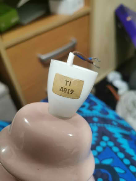 Photo of free Lamp without bulb (Lancaster LA1) #3