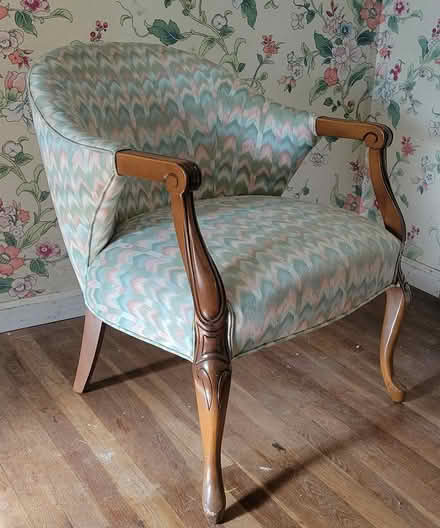 Photo of free Barrel Chair (South Salem) #1