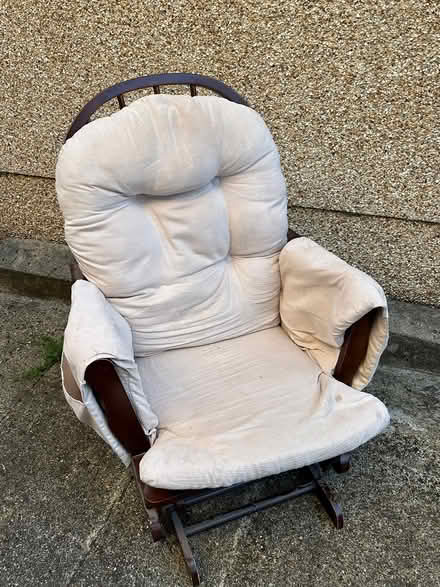 Photo of free Rocking nursing chair and foot rest (Morden SM4) #3