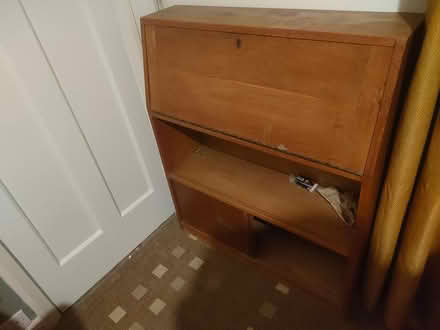 Photo of free Bureau (S41 newbold) #3