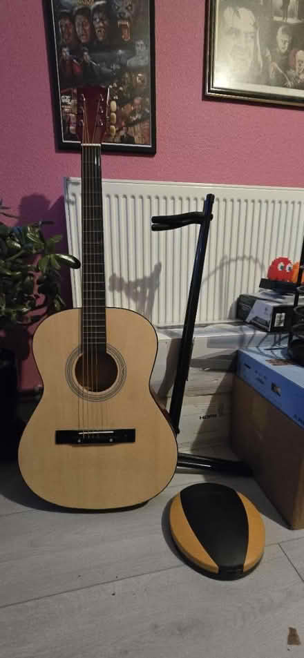 Photo of free Acoustic guitar and stands (Trowbridge BA14) #1