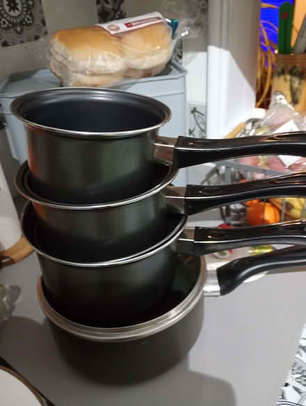 Photo of free pans and crockery (Davyhulme M41) #2
