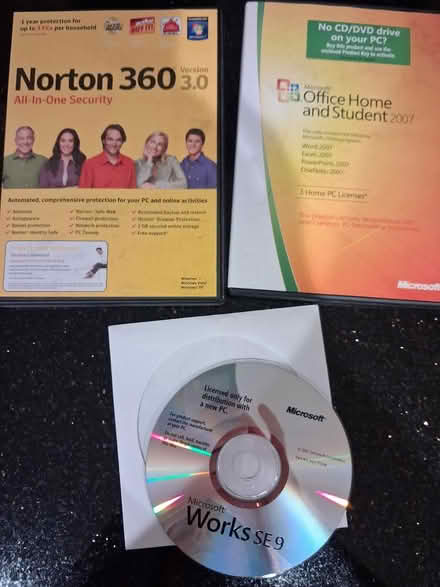 Photo of free Computer discs (Wimborne,Colehill) #1
