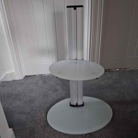 Photo of free TV stand (Ng14 5LB NG14) #1