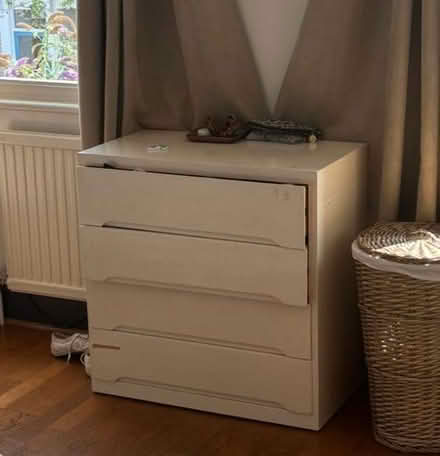 Photo of free Chest of drawers (Stoke Newington N16) #1