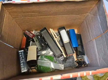 Photo of free Hornby/Lima Trains, R/Stock, Track And Accessories (DA2) #4