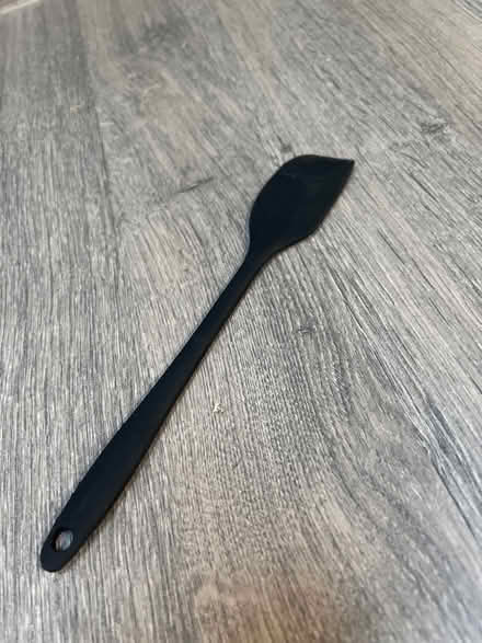 Photo of free Small black Spatula (Southsea PO4) #1