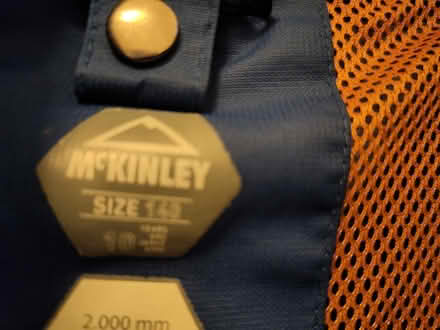 Photo of free Kid's windbreaker 10yrs (size 140) (L1 Liverpool City Centre) #3