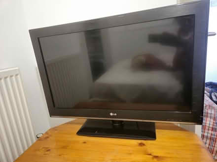 Photo of free TV and TV console (Norwich) #2