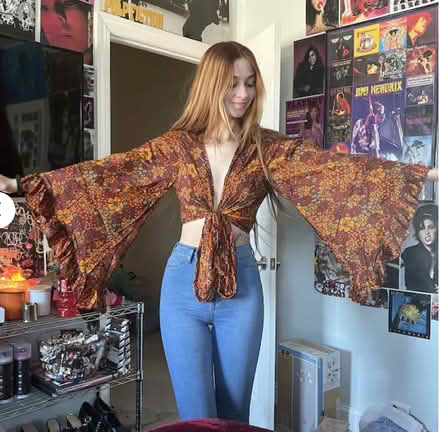 Photo of 70s outfit for a M-L woman (South Jan Jose, 95118) #3